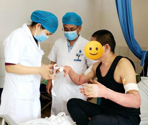 安联 400公里深夜疾驰，淄博医护上演跨省“生命接力”