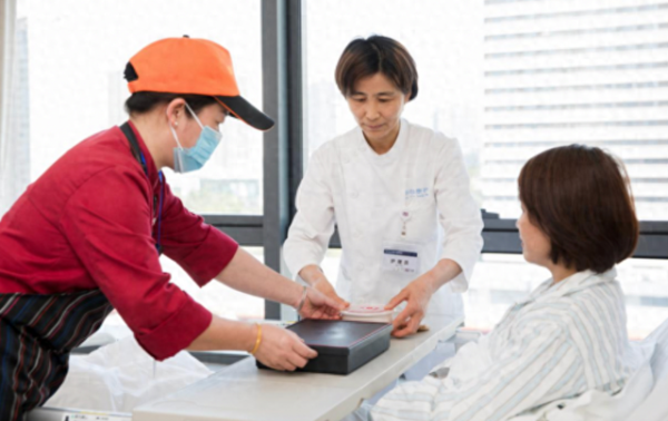 众盈易配 福建省级《免陪照护病区服务规范》将于9月10日起实施